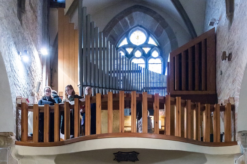 Prosecký kůr a varhany